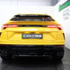 gelber Lamborghini Urus, Heckansicht